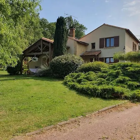 Les Lauriers : Piscine Chauffee Et Climatisation 4*
